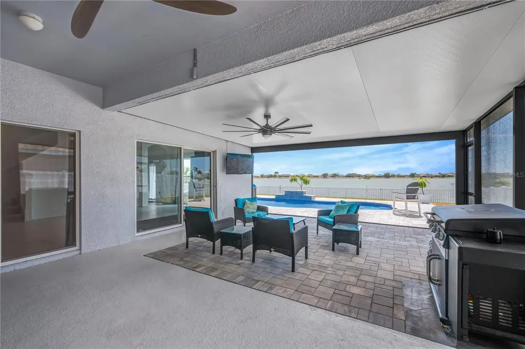1548 Mira Lago Circle Ruskin FL 33570