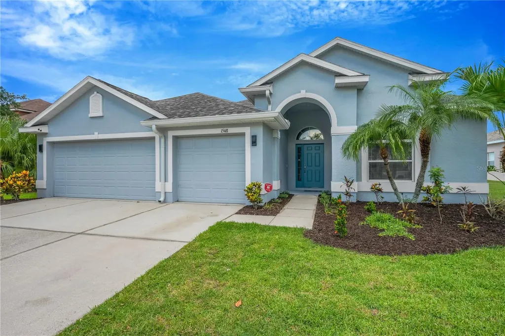 1548 Mira Lago Circle Ruskin FL 33570