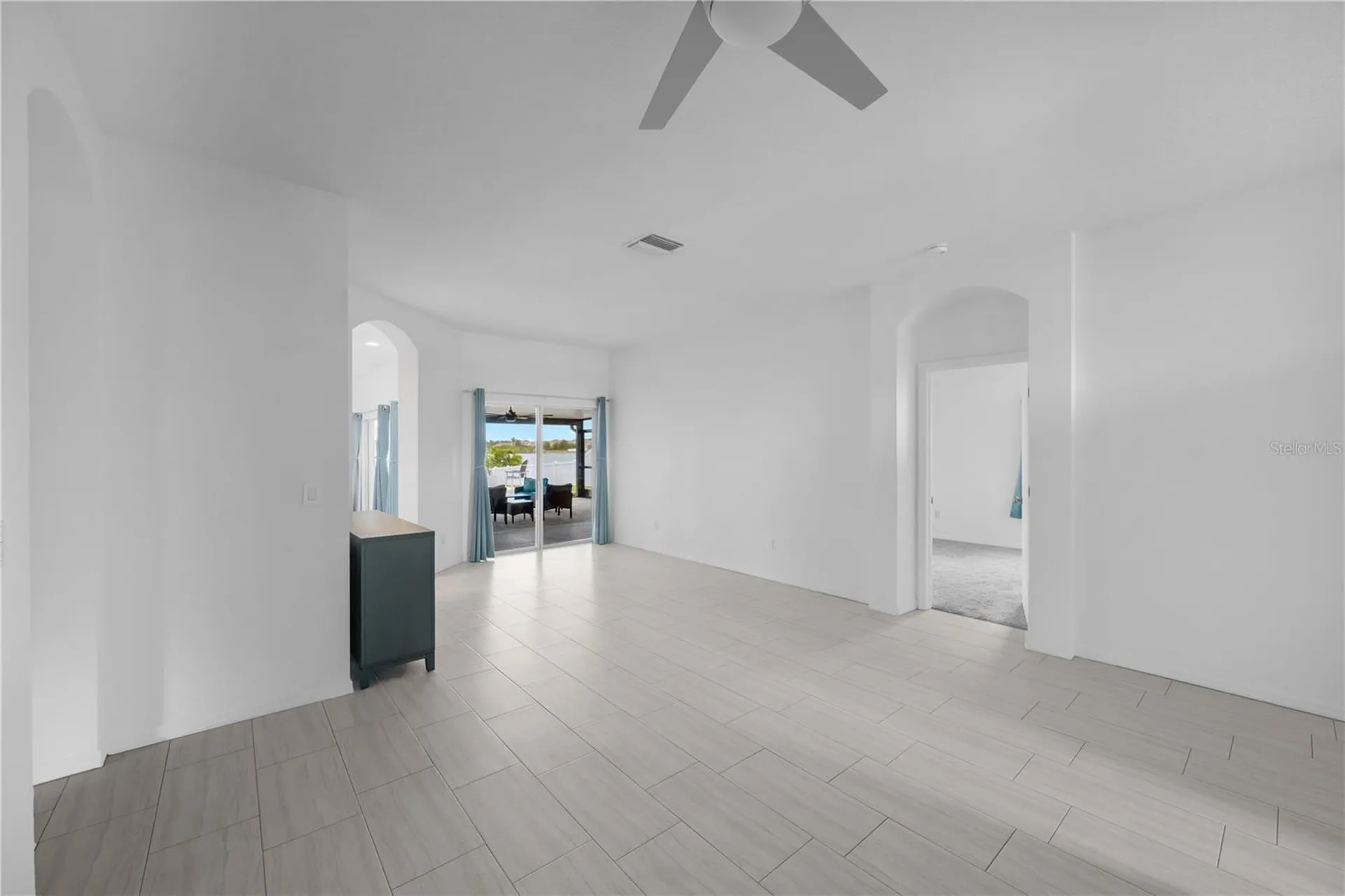 1548 Mira Lago Circle Ruskin FL 33570