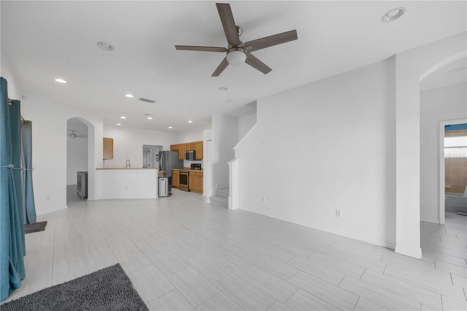 1548 Mira Lago Circle Ruskin FL 33570