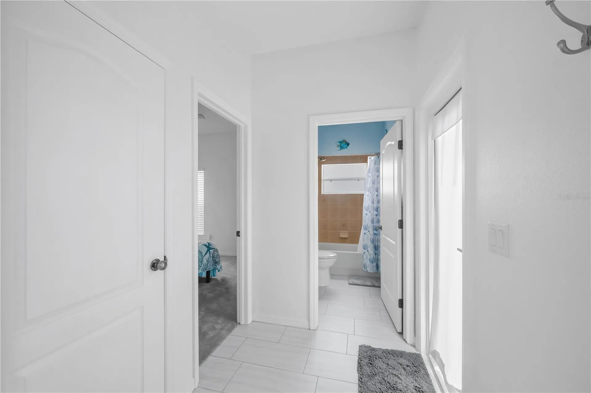 1548 Mira Lago Circle Ruskin FL 33570