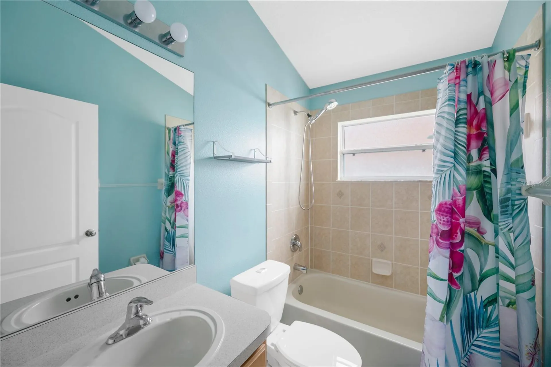 1548 Mira Lago Circle Ruskin FL 33570