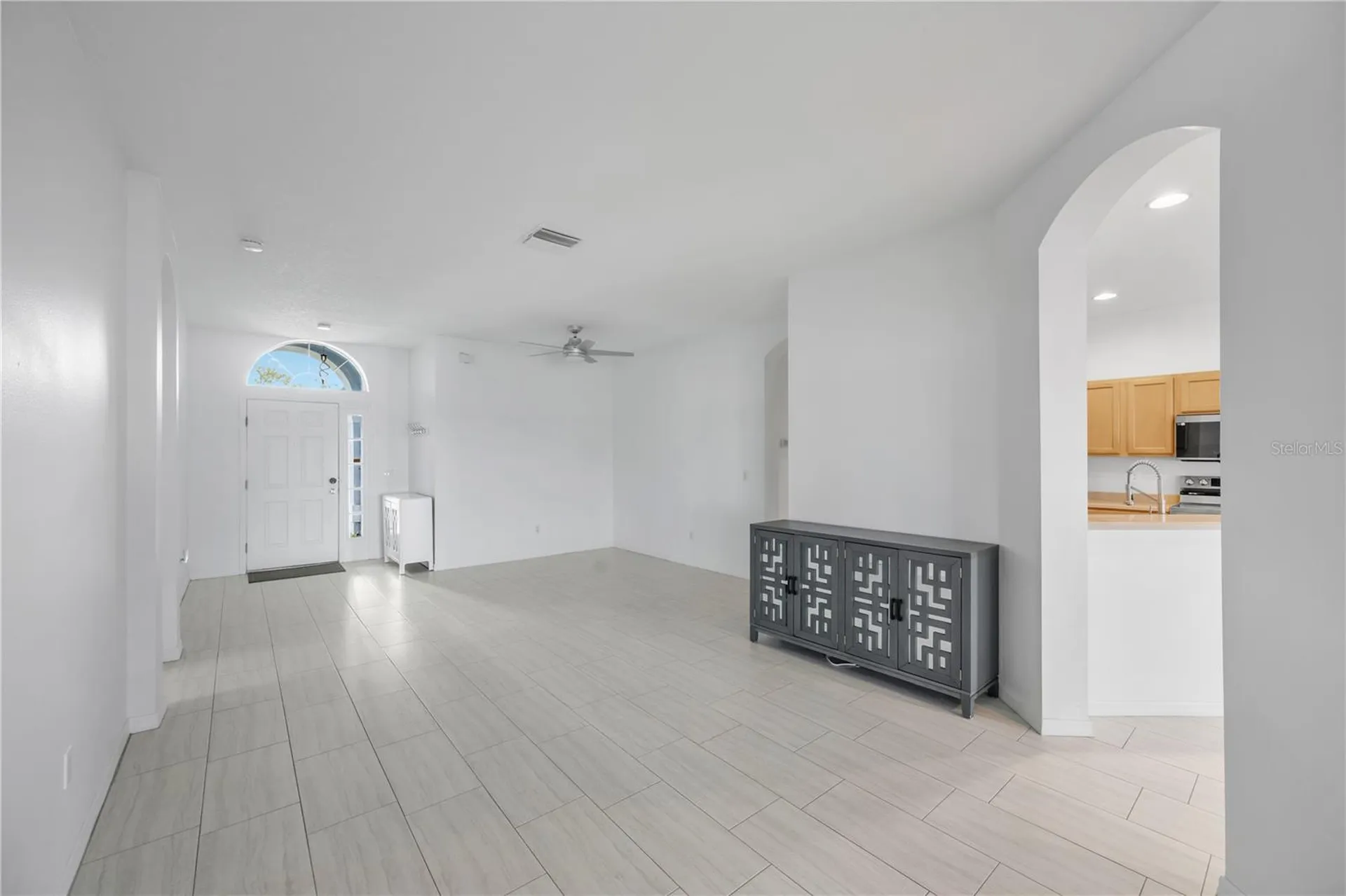 1548 Mira Lago Circle Ruskin FL 33570