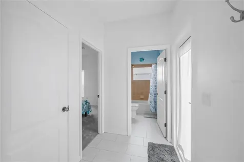 1548 Mira Lago Circle Ruskin FL 33570