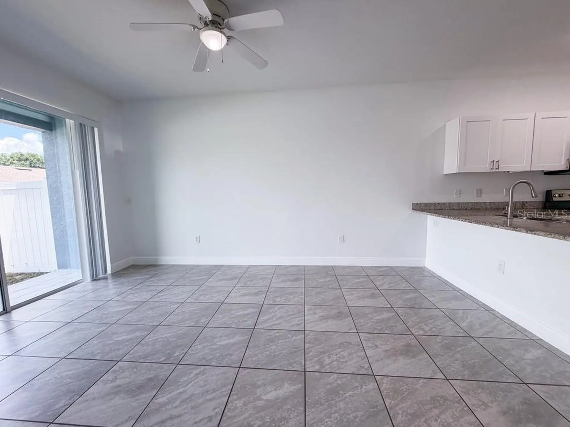 812 Glastonbury Drive Kissimmee FL 34758