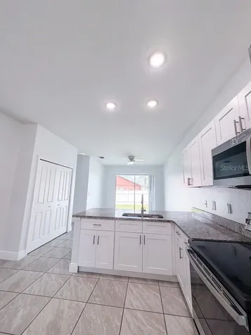 812 Glastonbury Drive Kissimmee FL 34758