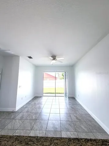 812 Glastonbury Drive Kissimmee FL 34758