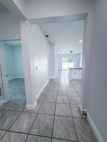 812 Glastonbury Drive Kissimmee FL 34758