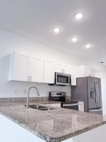 812 Glastonbury Drive Kissimmee FL 34758