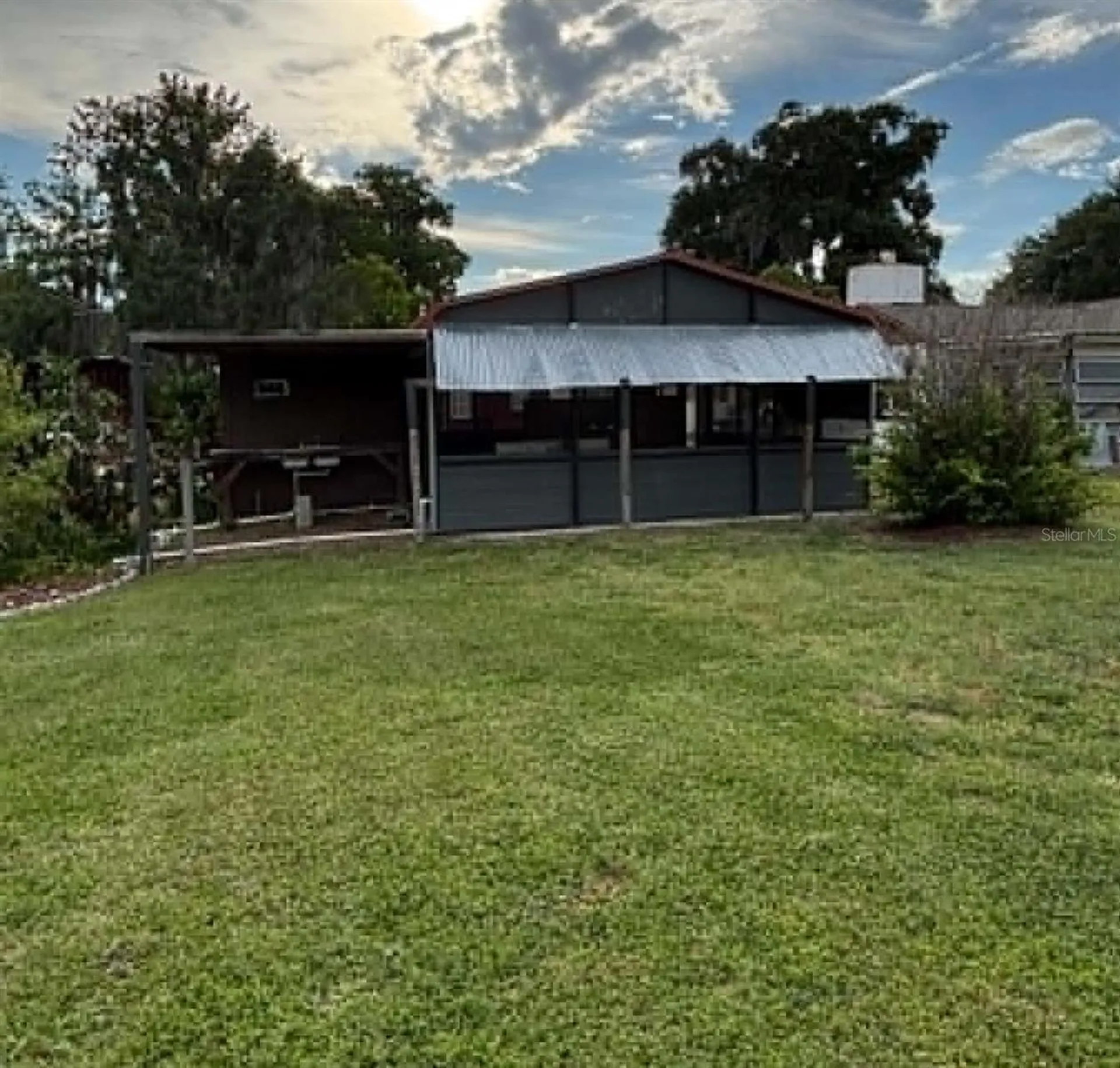 919 Cr 482d Lake Panasoffkee FL 33538