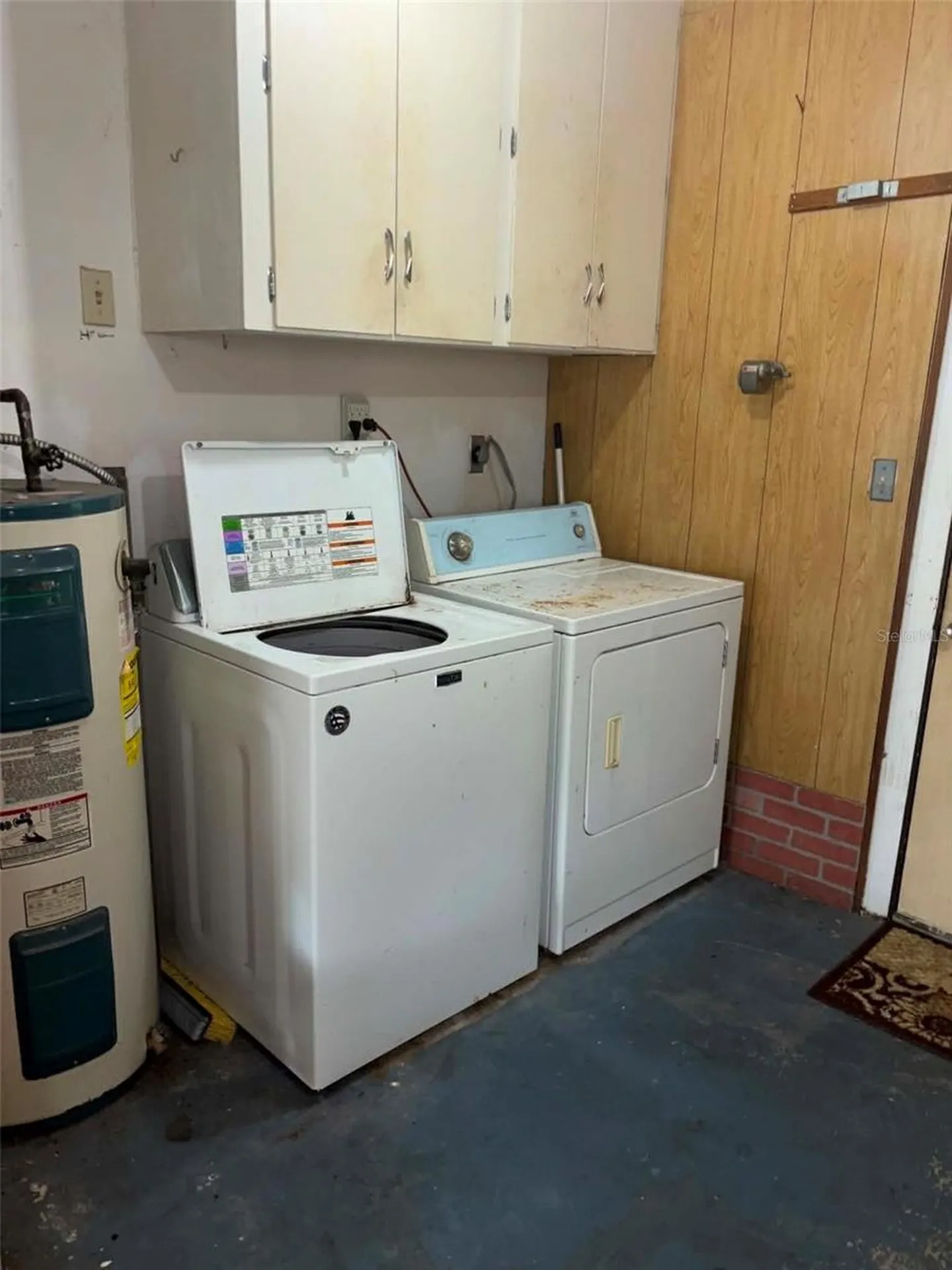 919 Cr 482d Lake Panasoffkee FL 33538
