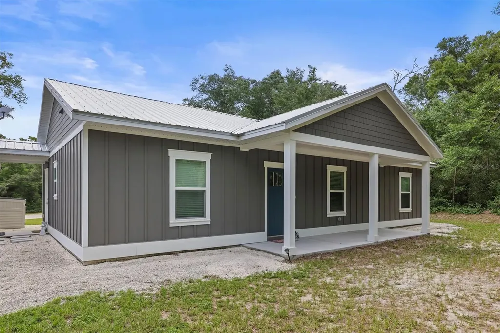 7218 Southeast Avenue Webster FL 33597