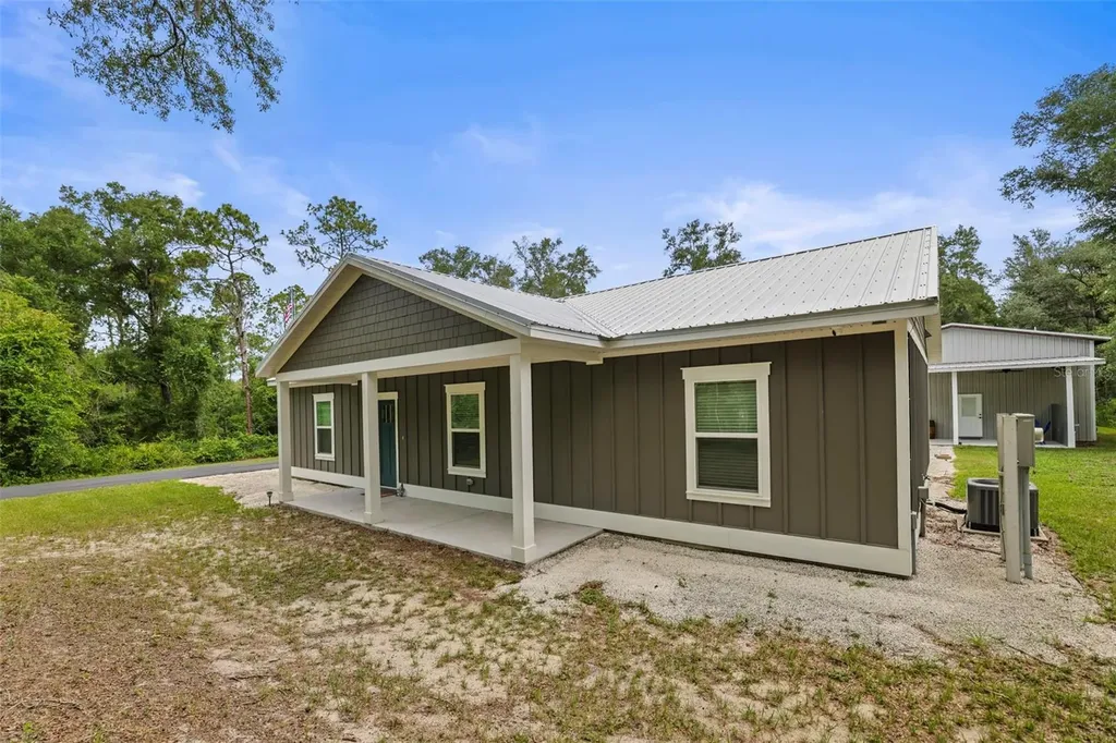 7218 Southeast Avenue Webster FL 33597