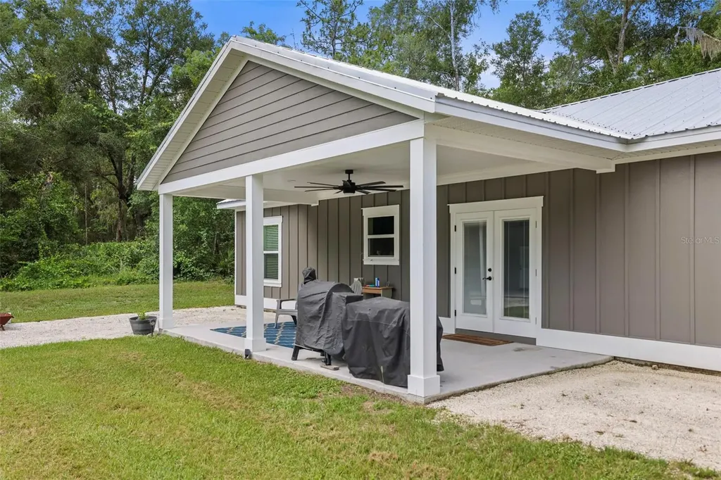 7218 Southeast Avenue Webster FL 33597