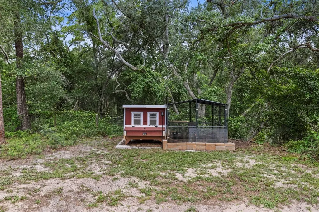 7218 Southeast Avenue Webster FL 33597