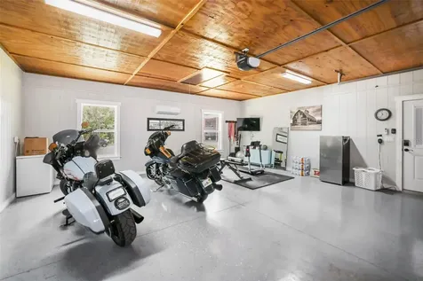 7218 Southeast Avenue Webster FL 33597