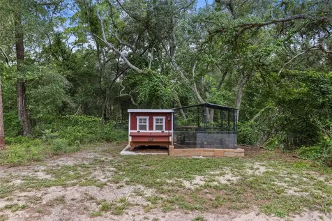 7218 Southeast Avenue Webster FL 33597