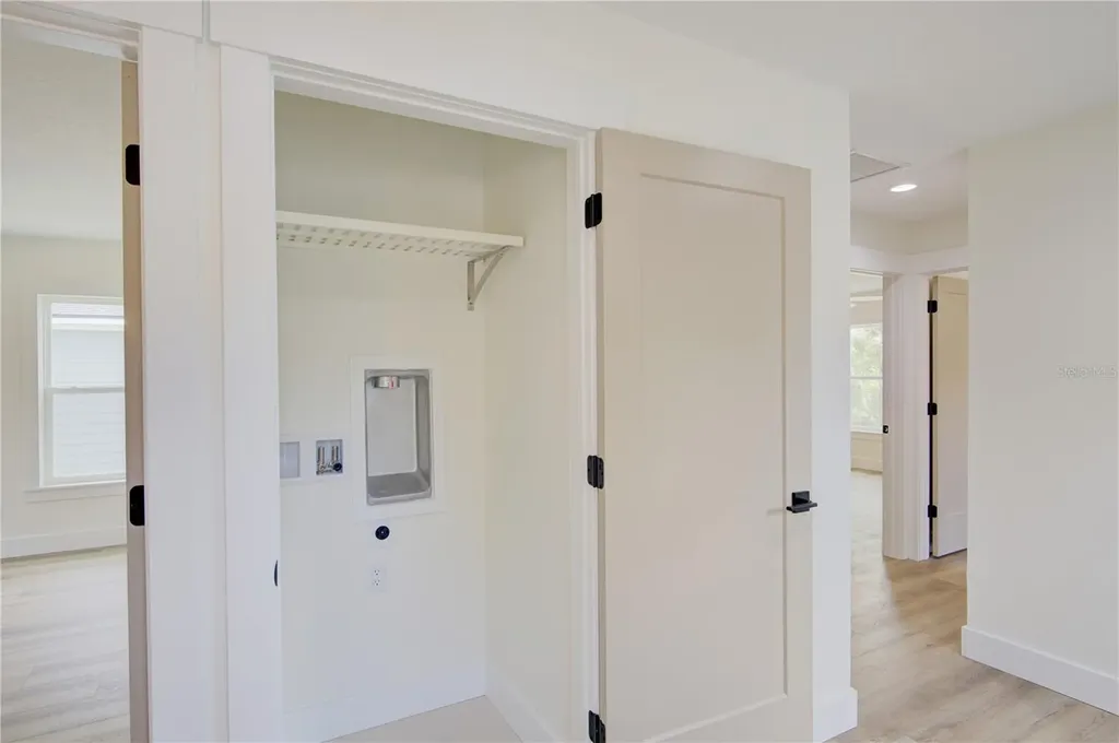 1316 E 9th Avenue Mount Dora FL 32757