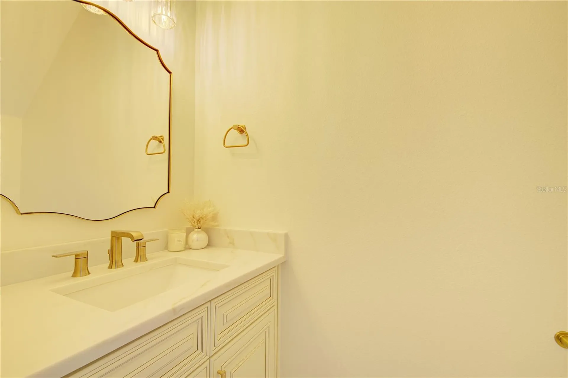 1316 E 9th Avenue Mount Dora FL 32757