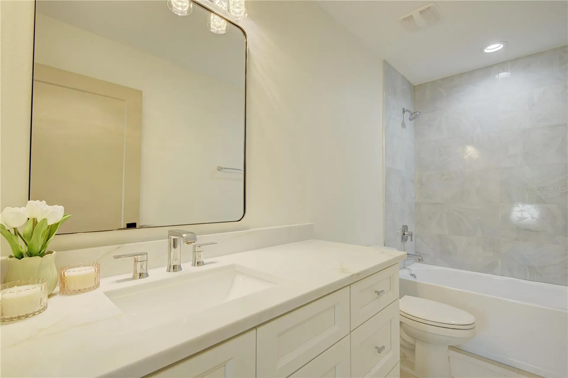 1316 E 9th Avenue Mount Dora FL 32757