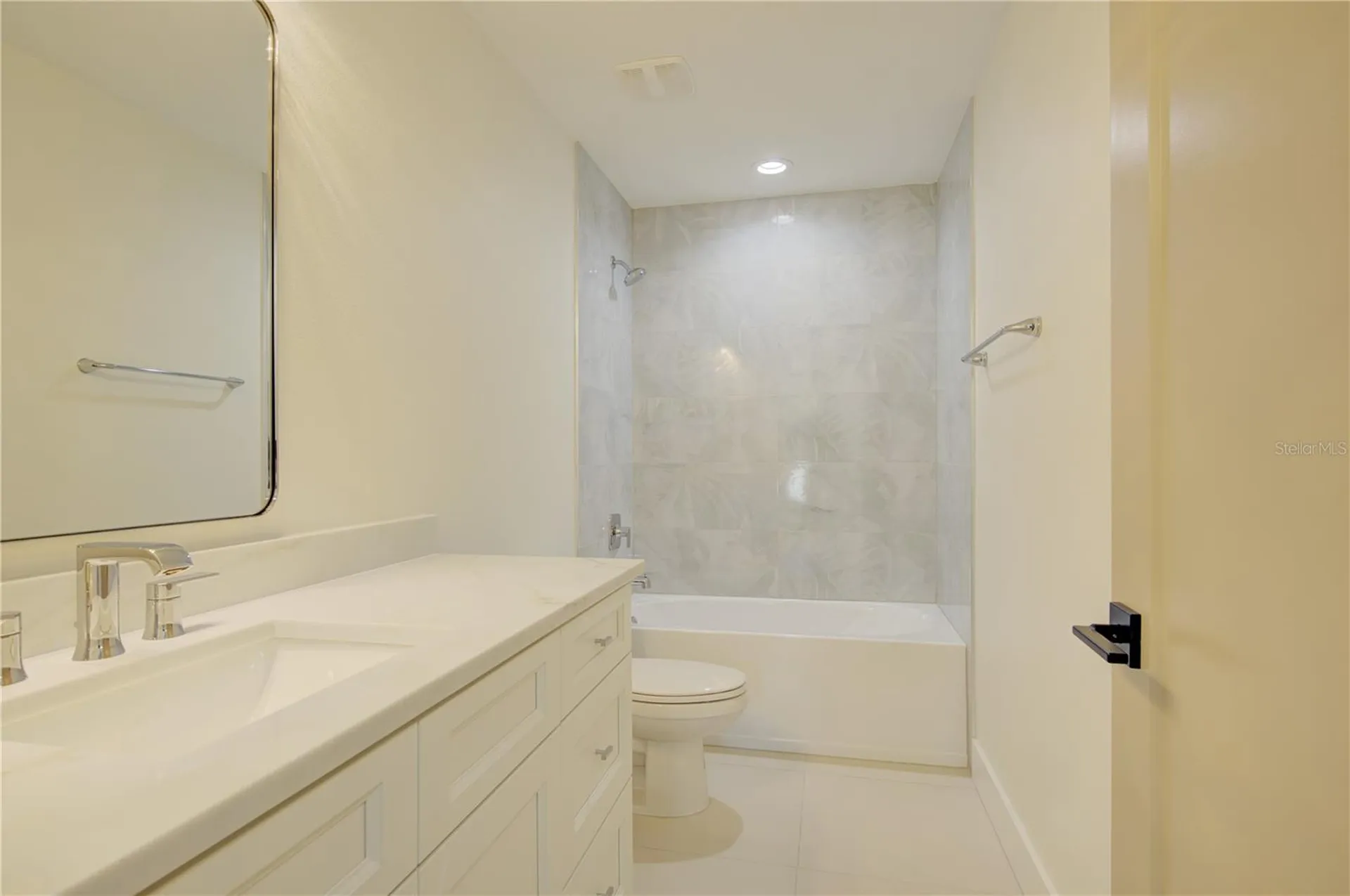 1316 E 9th Avenue Mount Dora FL 32757
