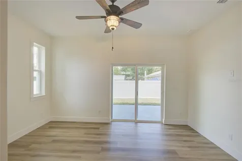 1316 E 9th Avenue Mount Dora FL 32757