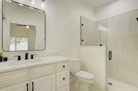 1316 E 9th Avenue Mount Dora FL 32757