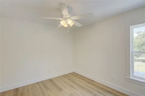 1316 E 9th Avenue Mount Dora FL 32757
