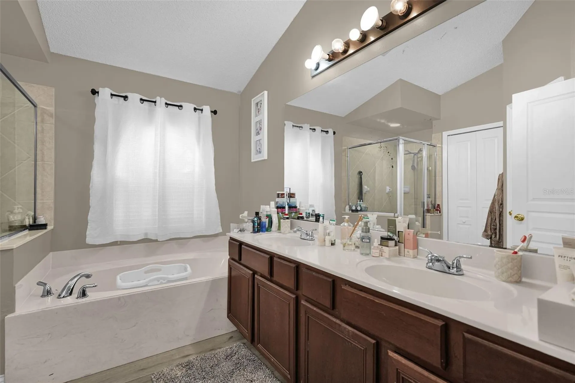 1736 Florence Vista Boulevard Orlando FL 32818