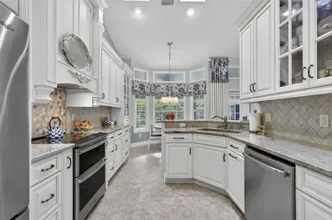 910 Bearded Oaks Terrace Longwood FL 32779