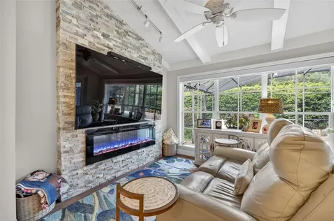 910 Bearded Oaks Terrace Longwood FL 32779