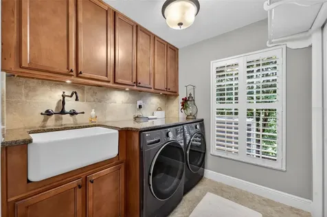 910 Bearded Oaks Terrace Longwood FL 32779