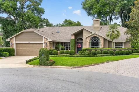 910 Bearded Oaks Terrace Longwood FL 32779