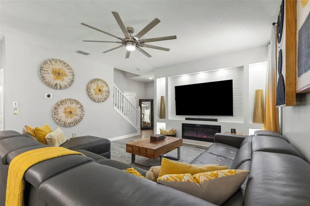 10231 Count Fleet Drive Ruskin FL 33573