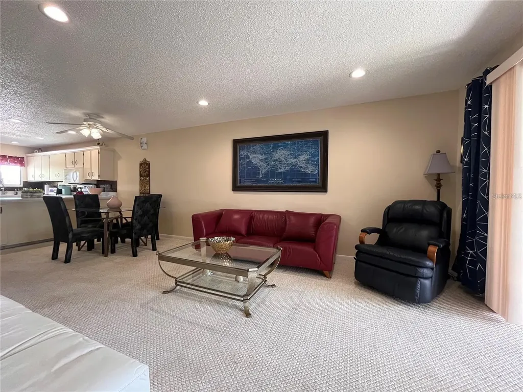 6033 34th Street W Bradenton FL 34210