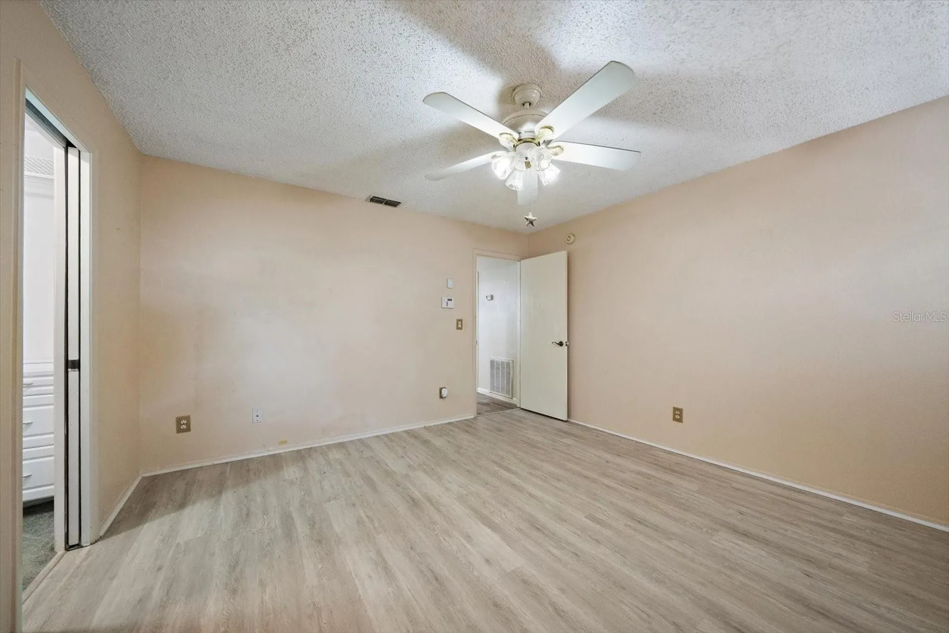 4286 Tarpon Drive SE St Petersburg FL 33705