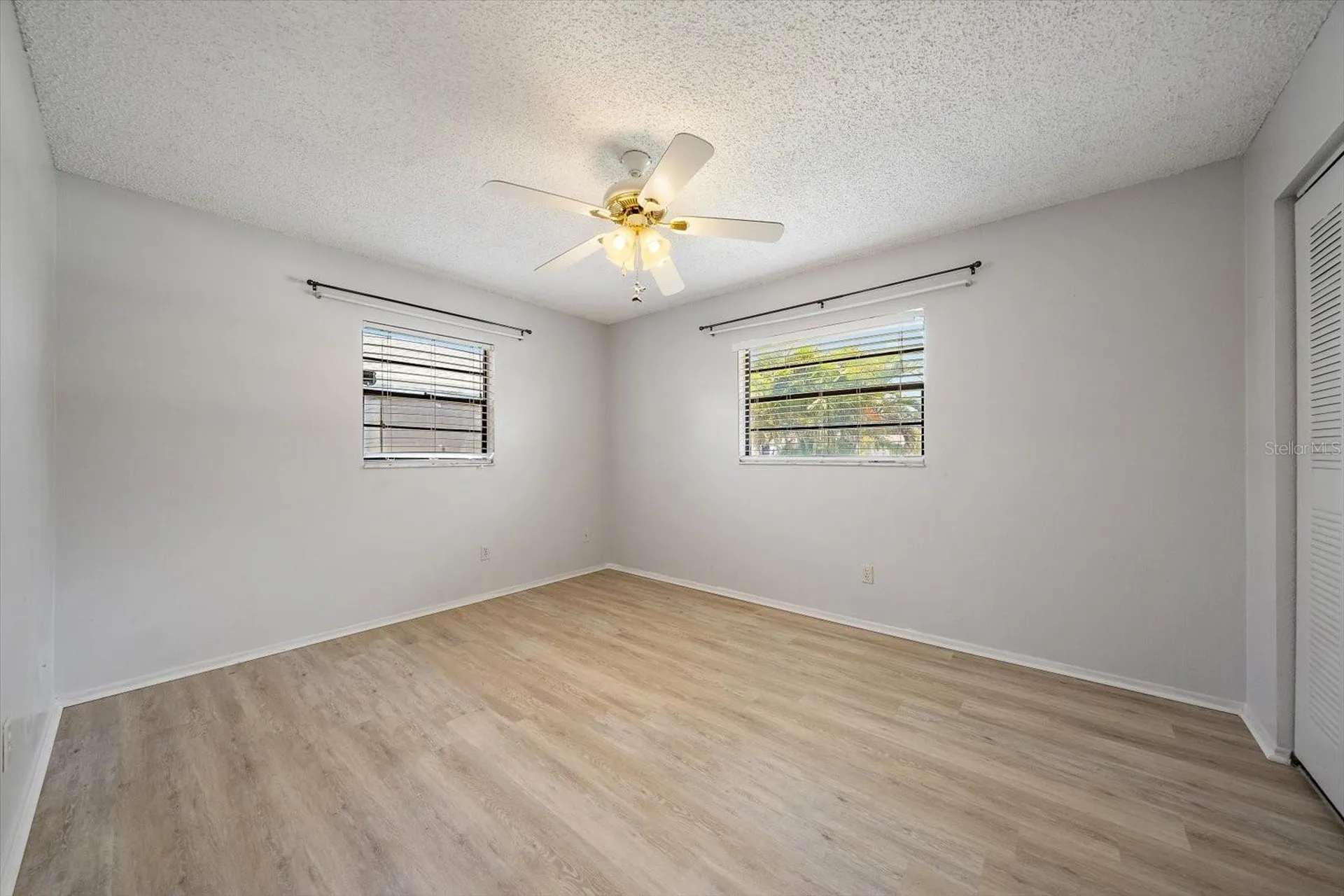 4286 Tarpon Drive SE St Petersburg FL 33705