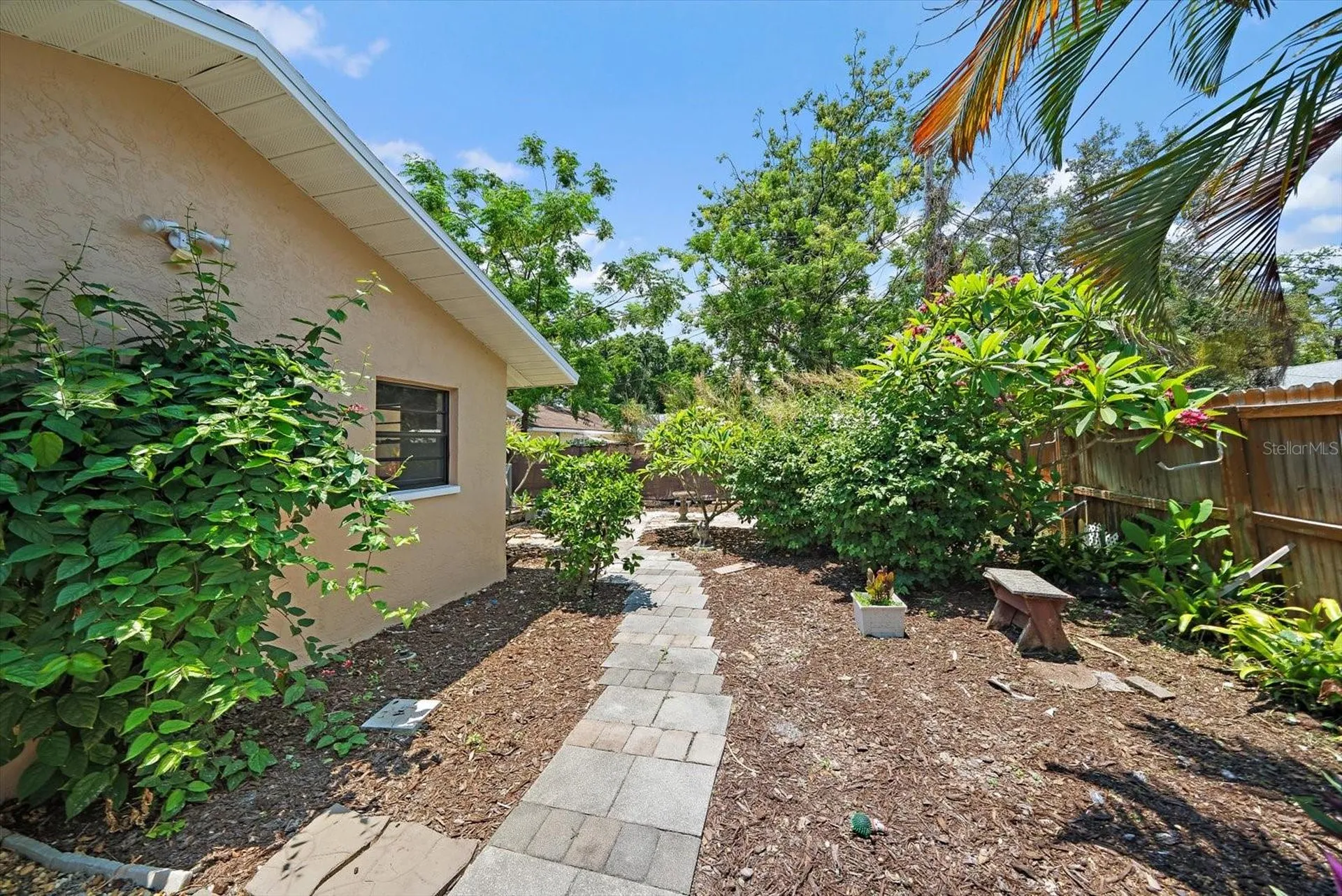 4286 Tarpon Drive SE St Petersburg FL 33705