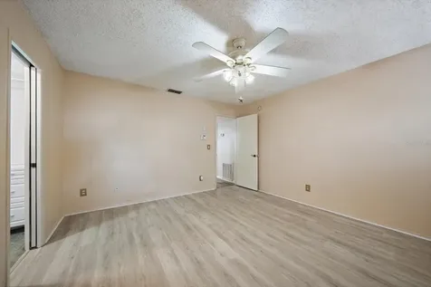 4286 Tarpon Drive SE St Petersburg FL 33705