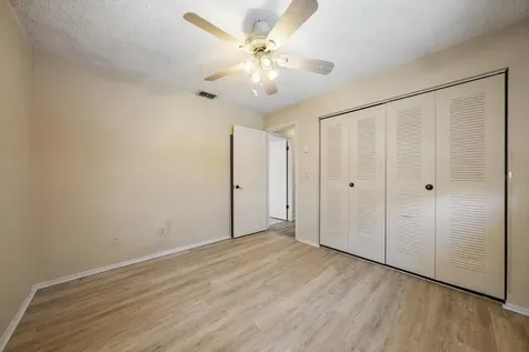 4286 Tarpon Drive SE St Petersburg FL 33705