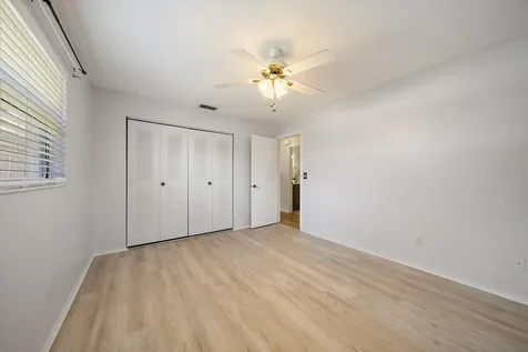 4286 Tarpon Drive SE St Petersburg FL 33705