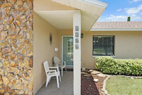 4286 Tarpon Drive SE St Petersburg FL 33705