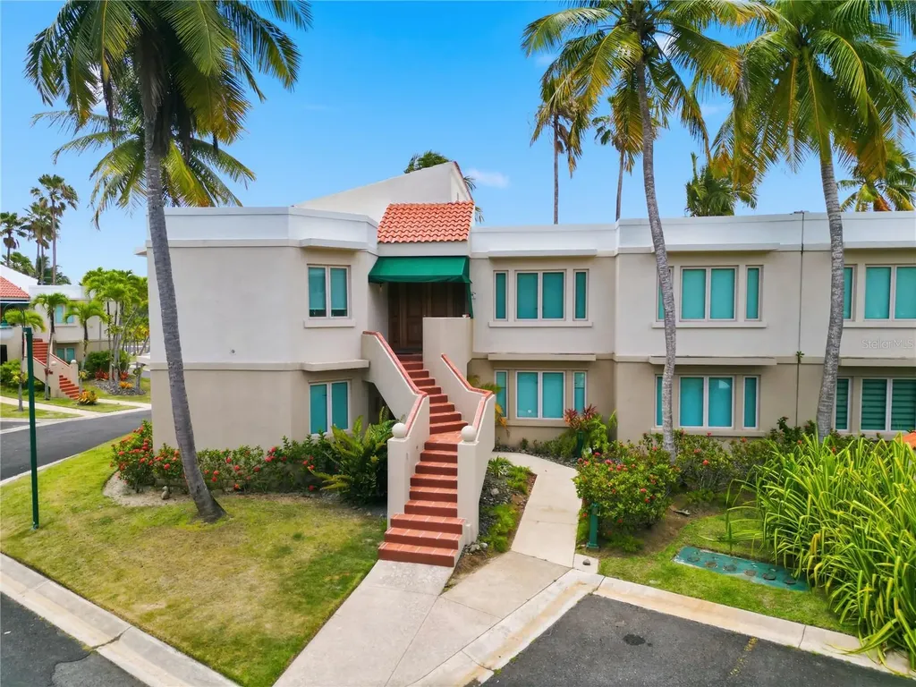 E Lakeside Villas Vega Alta PR 00692