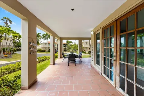 E Lakeside Villas Vega Alta PR 00692