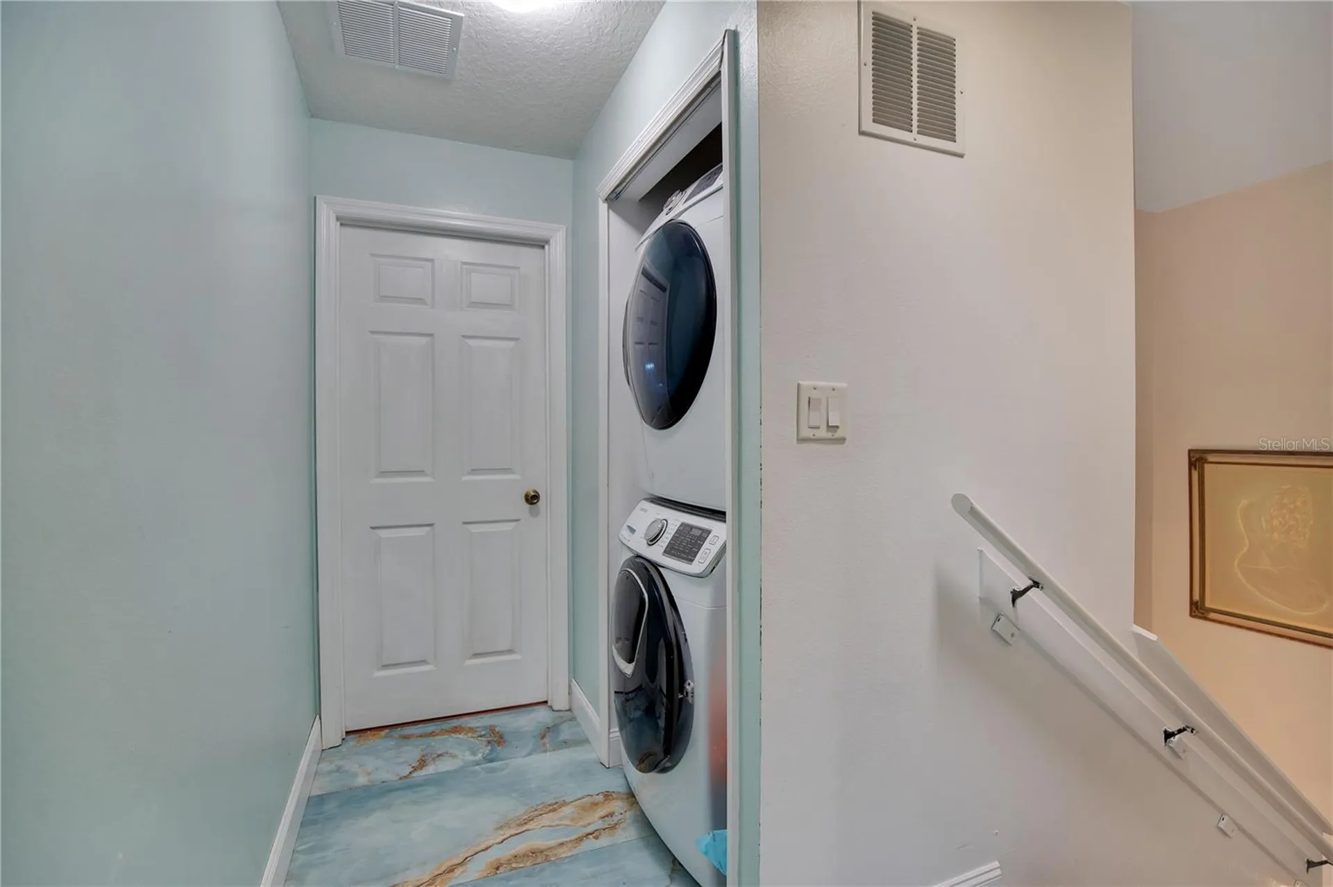 6007 Scotchwood Glen Orlando FL 32822