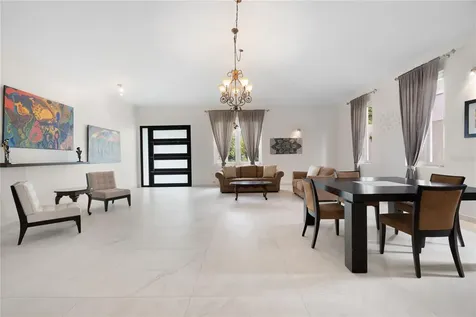 840 Malaga Guaynabo PR 00966