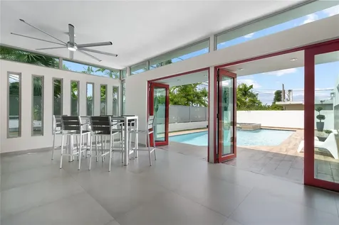 840 Malaga Guaynabo PR 00966