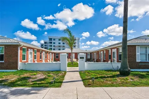 908 Villas Drive Venice FL 34285