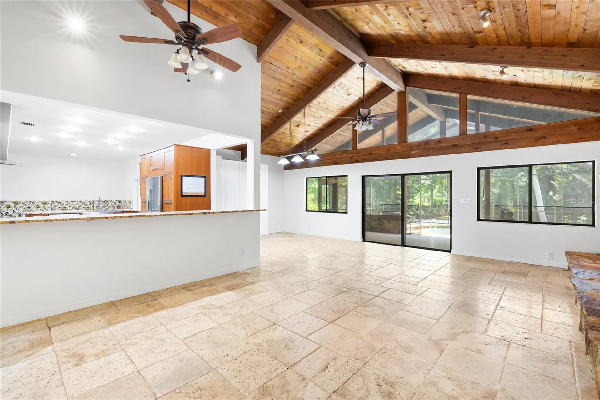 181 N Smokey Mountain Road Seffner FL 33584