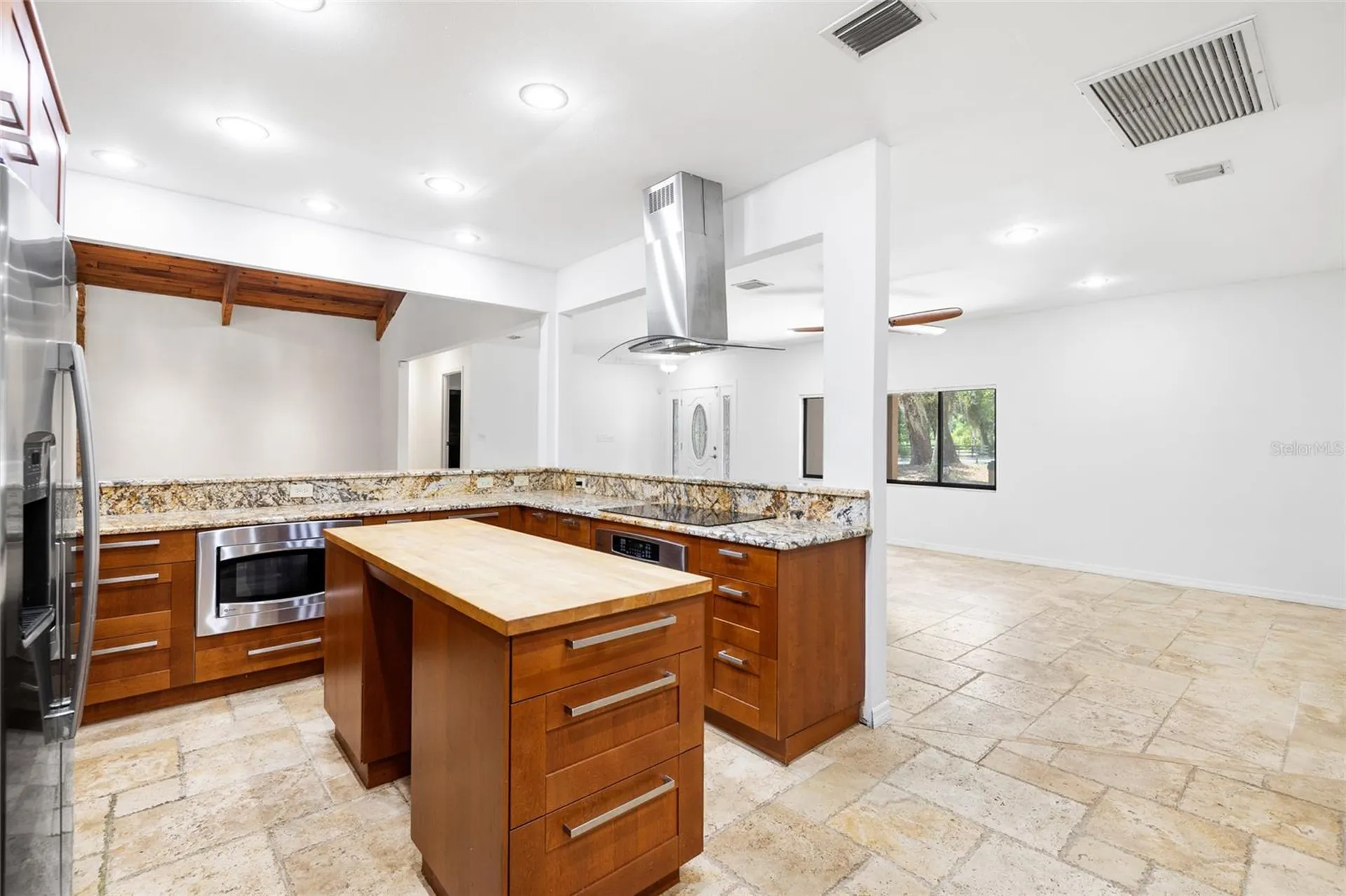 181 N Smokey Mountain Road Seffner FL 33584